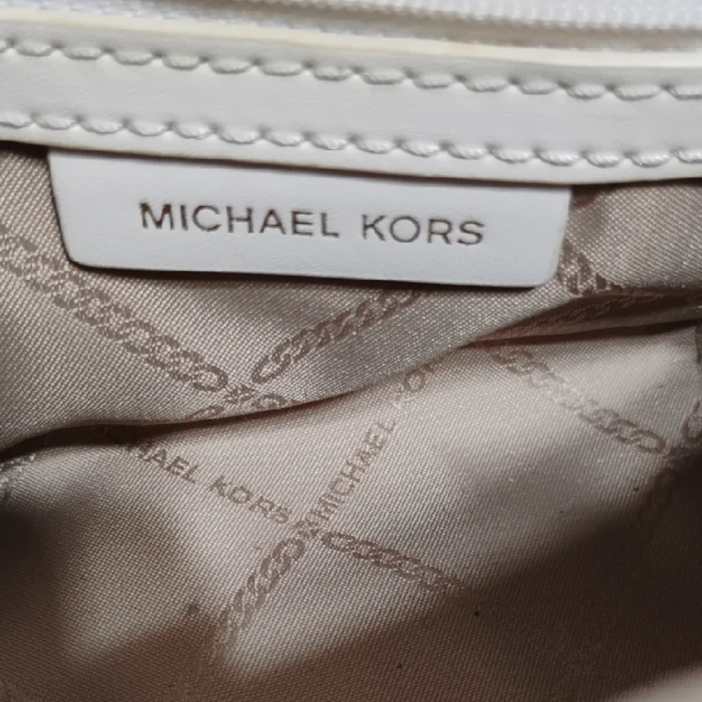 Michael Kors Croc-Embossed Blue & White Shoulder Bag - Picture 12 of 16